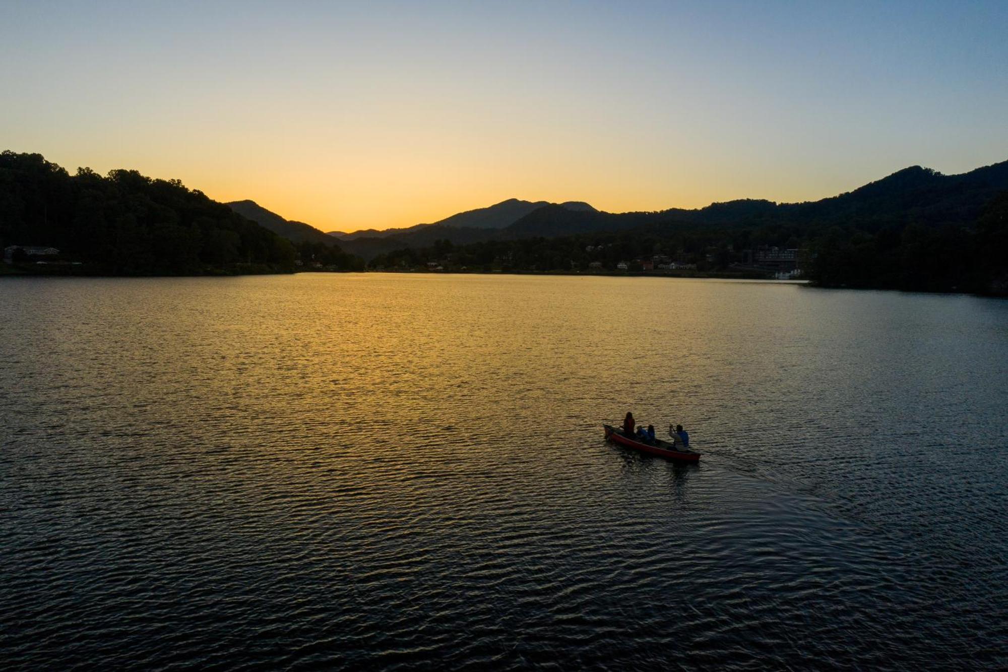 Hood Lower Lake Junaluska Extérieur photo